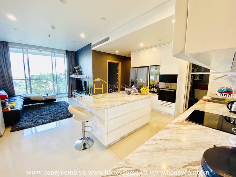 Get the chilled vibes through this exciting and palatial apartment in Sala Sarimi