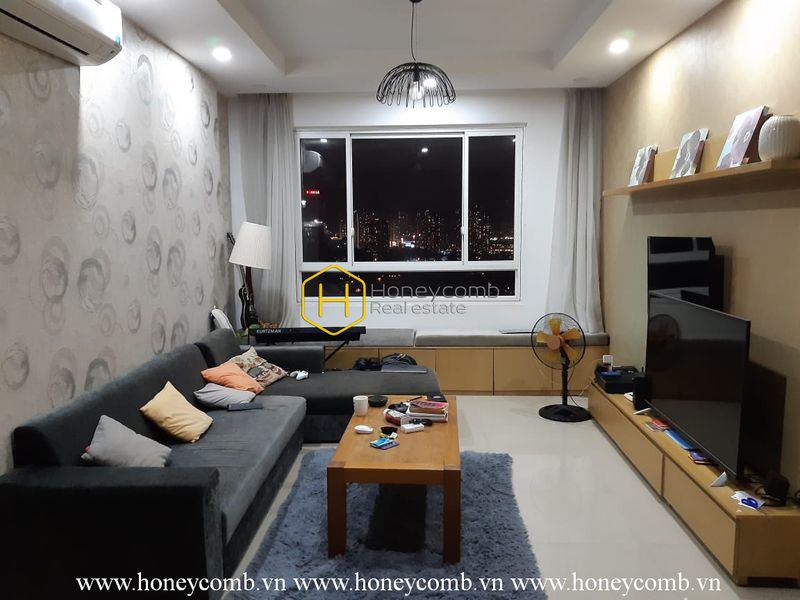 Small but Convenient: A living space in Tropic Garden apartment