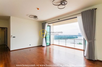Spacious and airy apartment is waiting for you to decorate in D'Edge