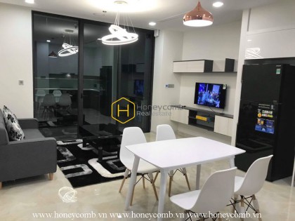 Tôi tin rằng bạn sẽ quan tâm đến căn hộ 2 giường ấm cúng cho thuê này tại Vinhomes Golden River