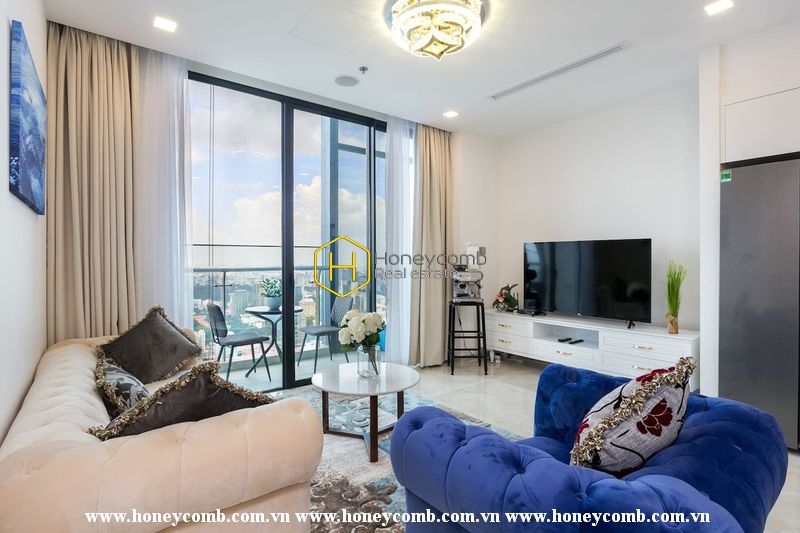 Không còn gì tuyệt vời hơn khi thức dậy trong ngôi nhà mang không khí trẻ trung năng động này ở Vinhomes Golden River