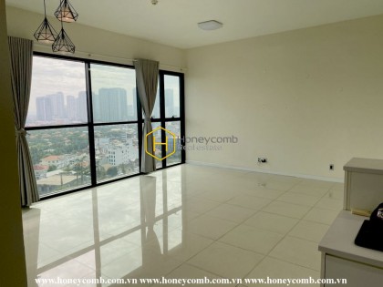 No more needs when having such a spacious and sun-filled The Ascent apartment like this