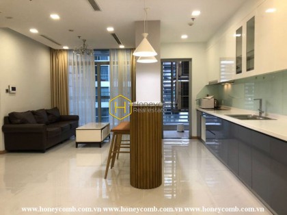 A glowy apartment in Vinhomes Central Park that builds up your lifestyle