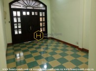 Create your brand new villa with this spacious and unfurnished villa in District 2
