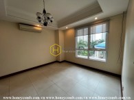 Spacious and unfurnished apartment in The Manor 2