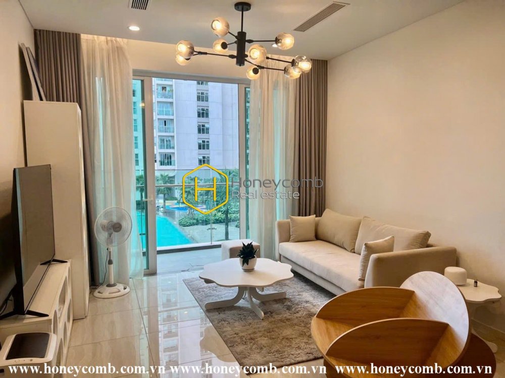 Vibrated by the refinement and modernity of the Sala Sadora apartment