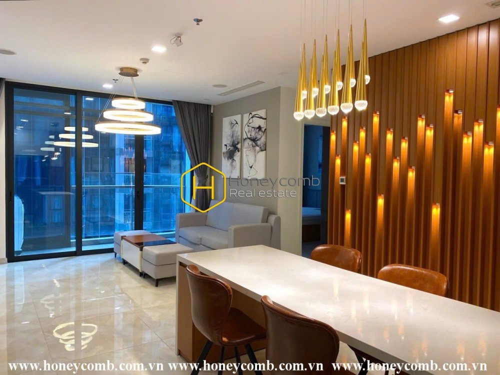 Căn hộ 2 phòng ngủ cực kì tuyệt vời cho thuê tại Vinhomes Golden River