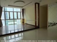 This unfurnished and new 3 bedroom-apartment for lease in The Vista