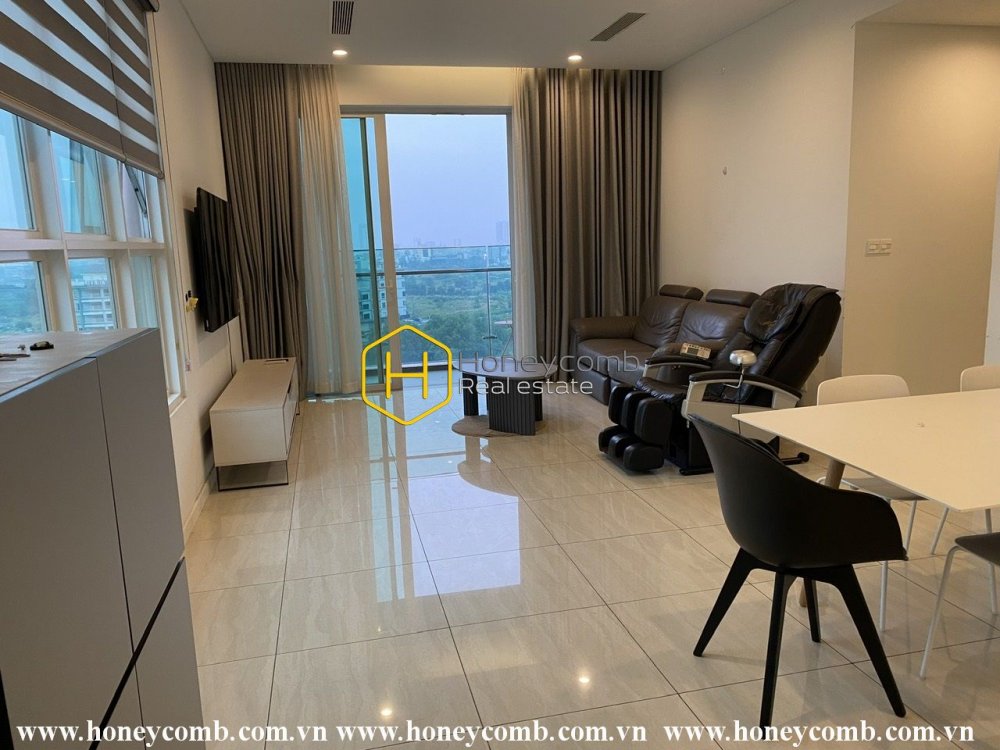 Have an expensive hotel experience in this luxurious Sala Sadora apartment