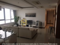 Tối giản nhưng cũng đầy sang trọng thích hợp trong căn hộ này ở Xi Riverview Palace  sẽ khiến bạn bị hấp dẫn