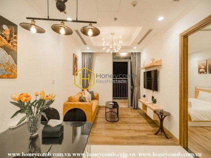 The peaceful place to hide the bustle Saigon- Homey apartment in Vinhomes Central Park for rent