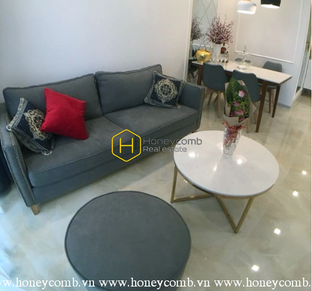 What an incredible apartment! Located in Vinhomes Golden River !