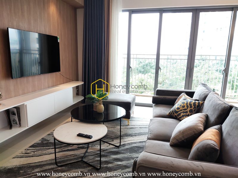 A colorful apartment in Palm Heights makes you and energised for a dynamic life