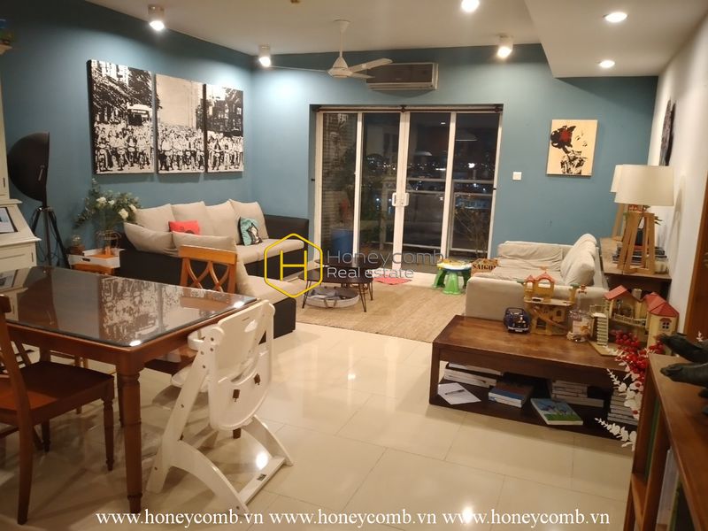 Smart design takes advantage of all spaces in the apartment River Garden