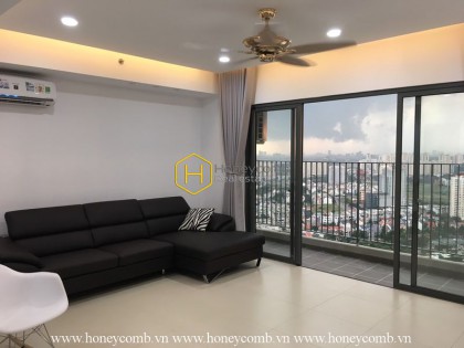 Three beds apartment high floor in Masteri for rent