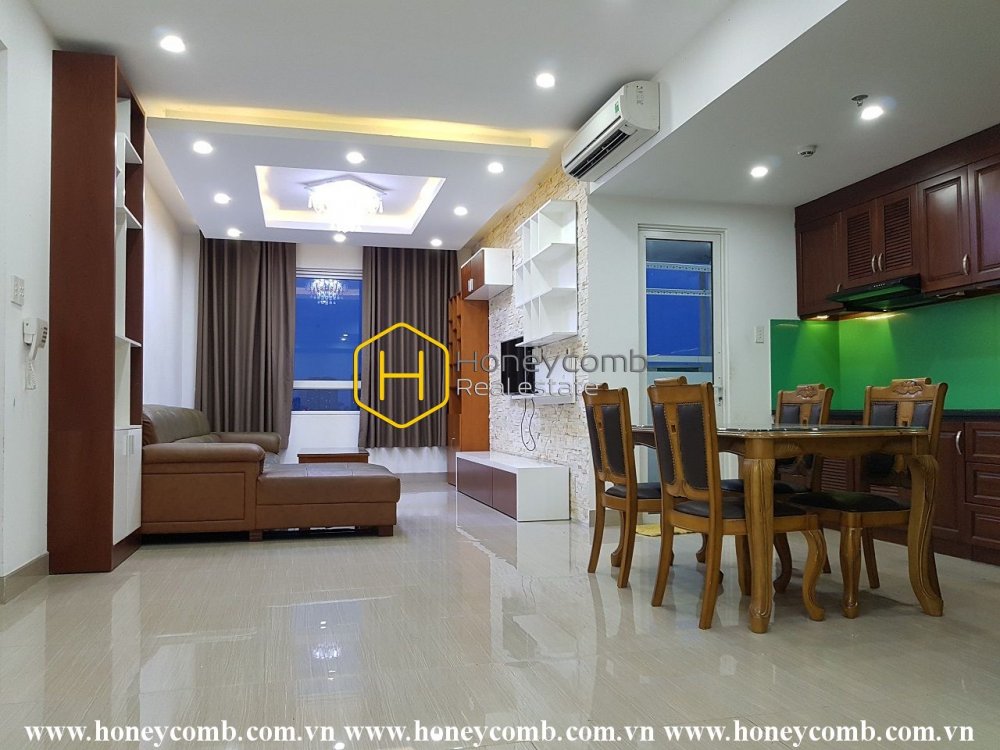 Tropic Garden apartment: a decorating minimalist space with monochrome melds