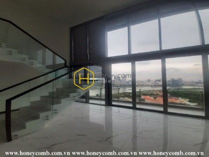Sunny -filled unfurnished duplex apartment with gorgeous space for rent in Empire City