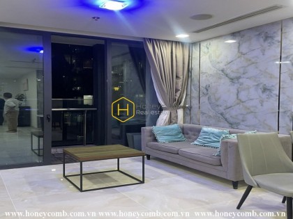 A gorgeous view in Vinhomes Golden River apartment will catch your eyes