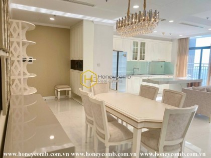 Elegance in White - Your DREAM house is right in Vinhomes for rent