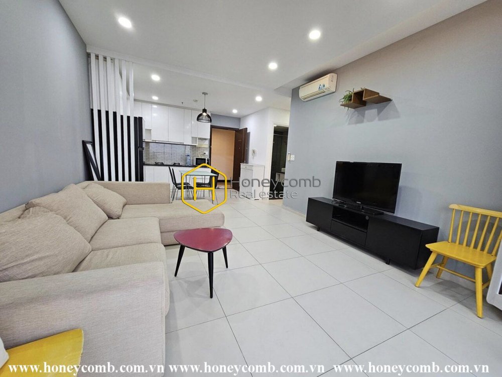 Fascinated by the nature in this rustic apartment for rent in Tropic Garden