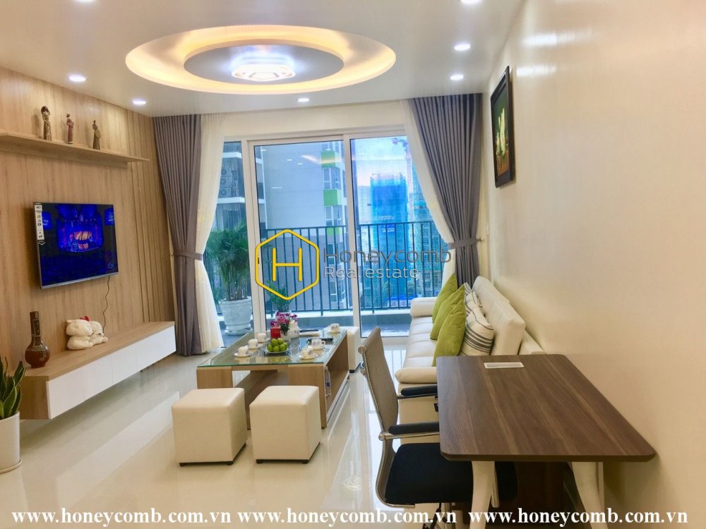 Bắt đầu một ngày đầy hứng khởi với căn hộ tràn ngập ánh sáng tại Vista Verde