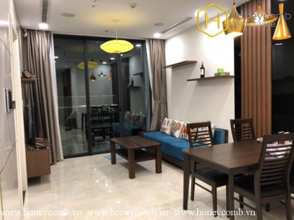 Hãy nhìn xem căn hộ 2 phòng ngủ với nội thất tinh tế cho thuê tại Vinhomes Golden River