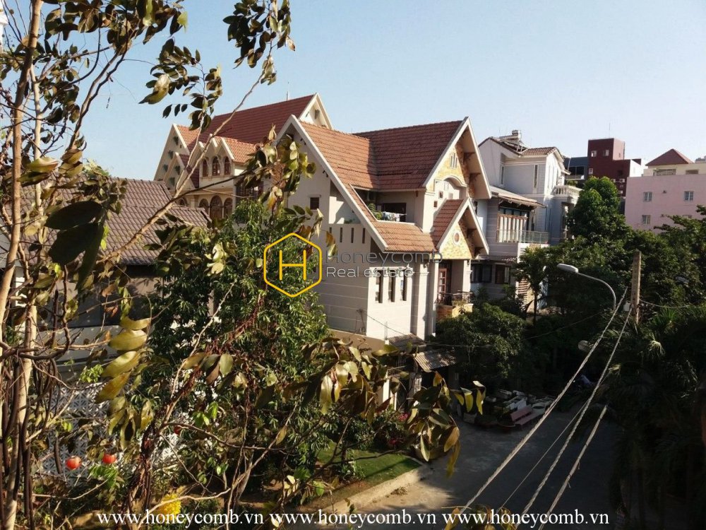 Magnificient villa perfectly located in the heart of District 2 for rent