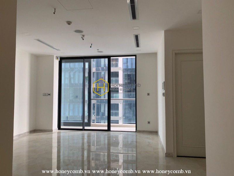 The spacious 2 bedroom-apartment with no furniture at Vinhomes Golden River