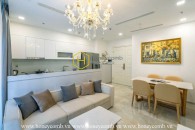 Art-inspired apartment with modern & chic design in Vinhomes Golden River!