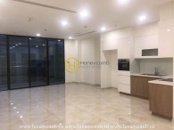 Beautiful unfurnished apartment for rent is waiting for new owner in Vinhomes Golden River