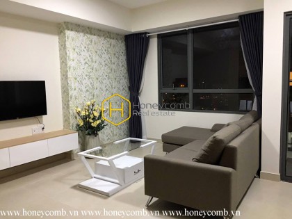 Two bedrooms with pool view apartment in Masteri Thao Dien for rent