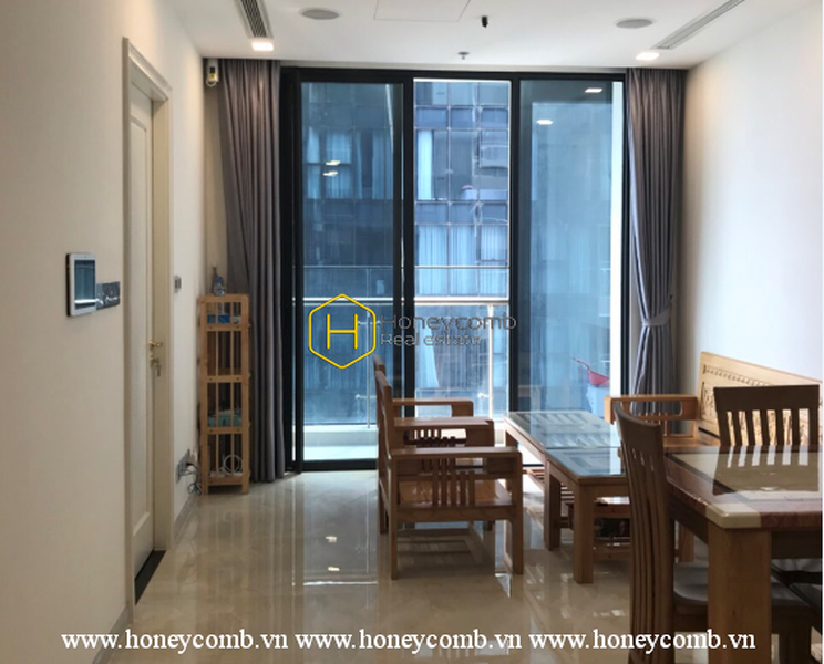 The delicate 2 bedrooms-apartment in Vinhomes Golden River