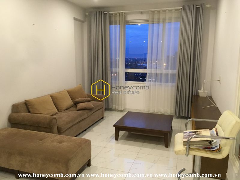 Spacious space, modern furniture - let's come to our Tropic Garden apartment now