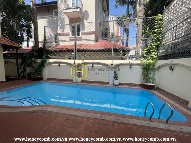 Get a perfect life in this perfect District 2  villa