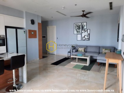 You will be fascinated with 3 bed-apartment that looks so bright and beautiful at Vinhomes Golden River