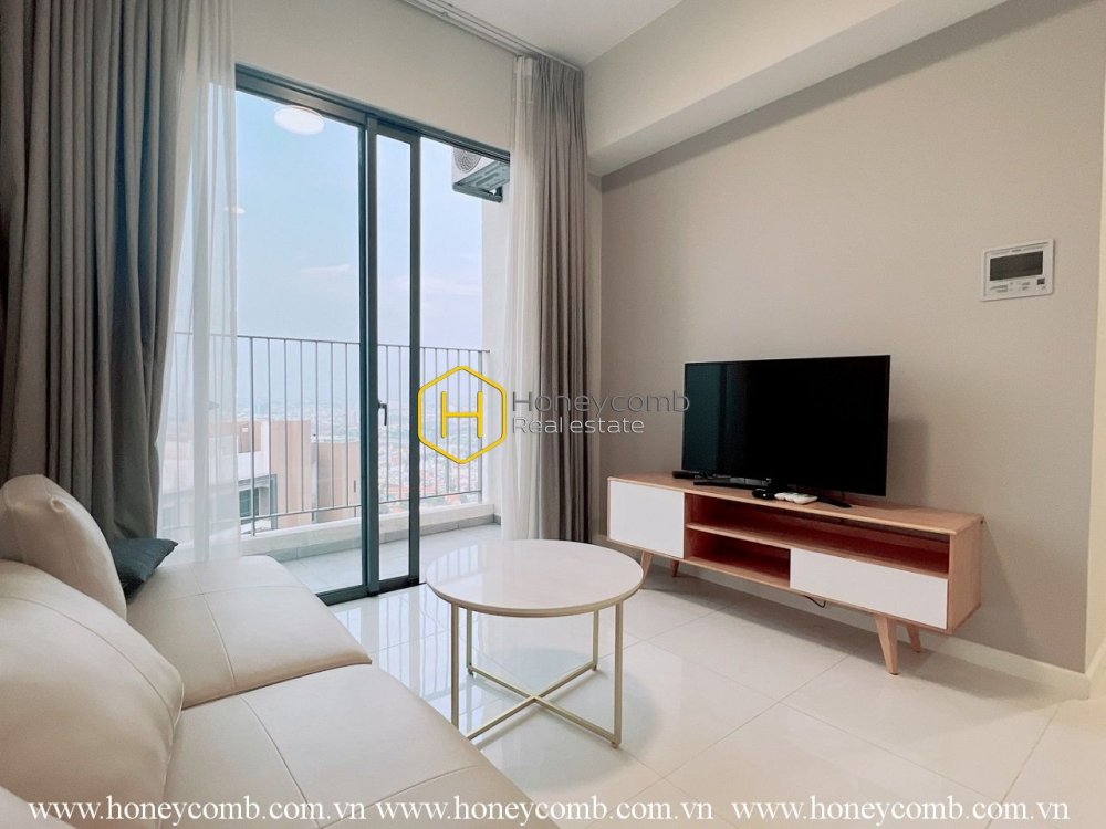 Save your best moments at this Masteri An Phu apartment