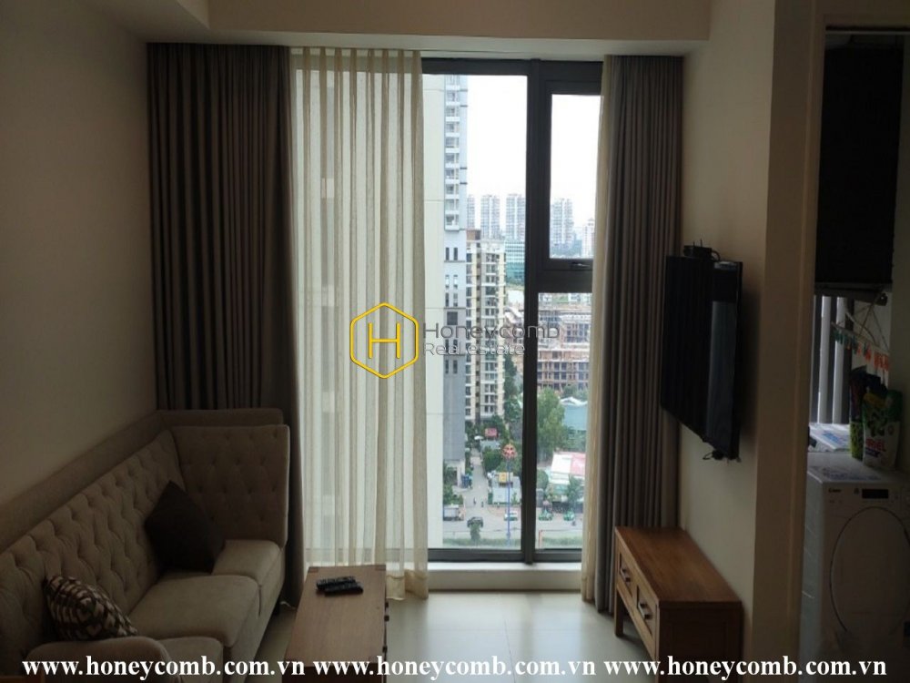 Feel the sense of intimacy and rusticness in this The Gateway apartment