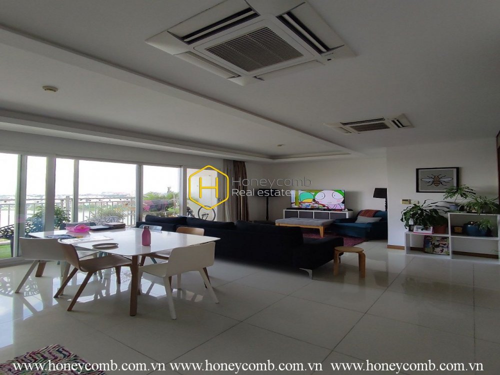 Your life is somehow more appealing with this 3 bed-apartment at Xi Riverview Palace