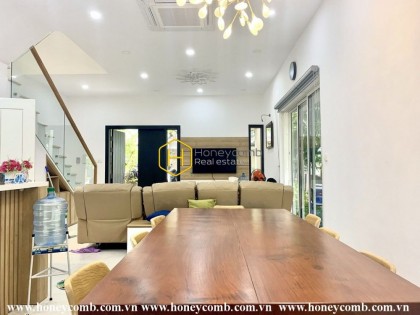 What a pity as missing this chic and captivating District 2 villa