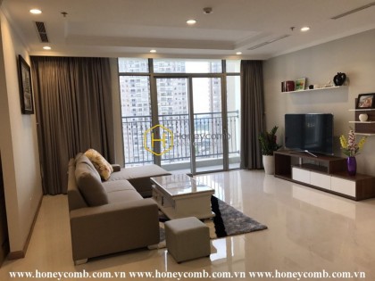 This amazing apartment in Vinhomes Central Park has the best location & view you can get
