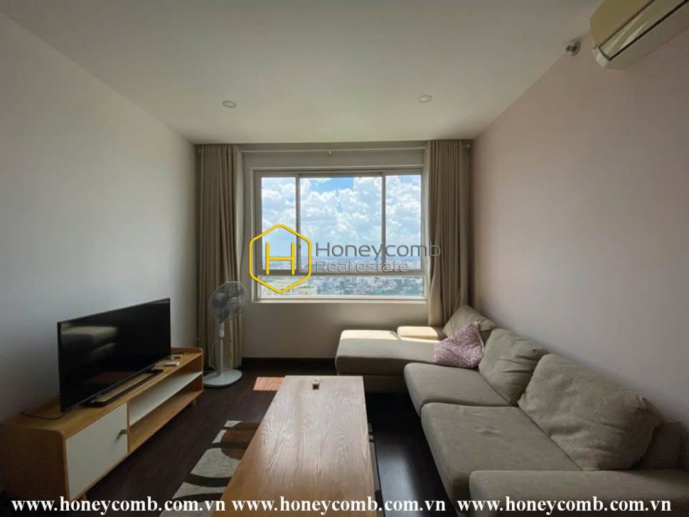 You may have a crush on this Tropic Garden contemporary apartment