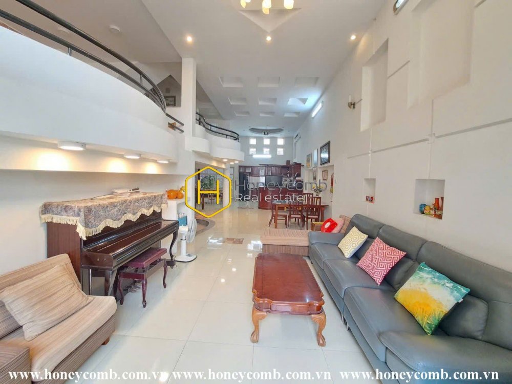 Perfect villa in District 2 for your family  is waiting for you