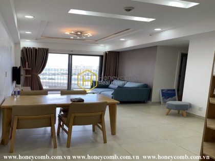 Căn hộ Masteri Thảo Điền 2 giường với bếp mở và tầm nhìn ra công viên cho thuê