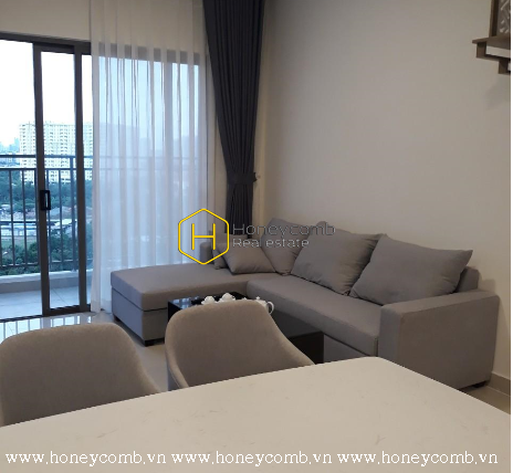 Subtle design apartment with modern layout for lease in The Sun Avenue