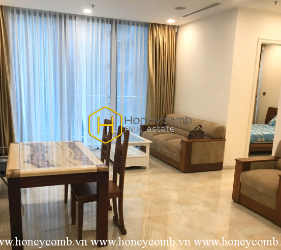 Charming design apartment with wooden interior for rent in Vinhomes Golden River