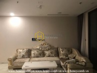 Feel the elegance right in this superb apartment for rent in Vinhomes Golden River