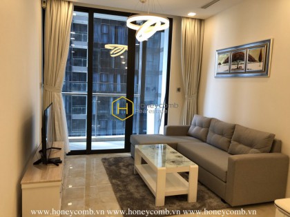 All fresh and new with this amazing apartment for rent in Vinhomes Golden River