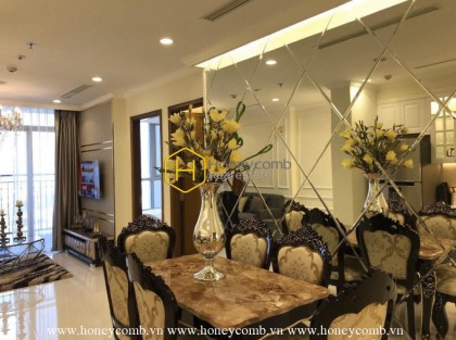 Such a high-end apartment with luxury design in Vinhomes Central Park for rent