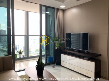 Spacious apartment with eye-catching view for rent in Vinhomes Central Park