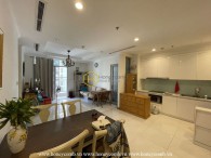 This magnificent Vinhomes Central Park apartment may be kept in your mind